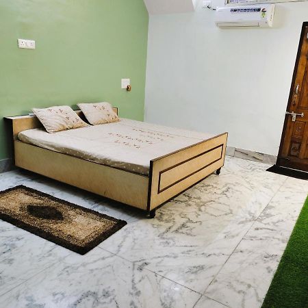 Yellow Homestay - Modern 2Bhk Ac Stay Jabalpur Exteriér fotografie