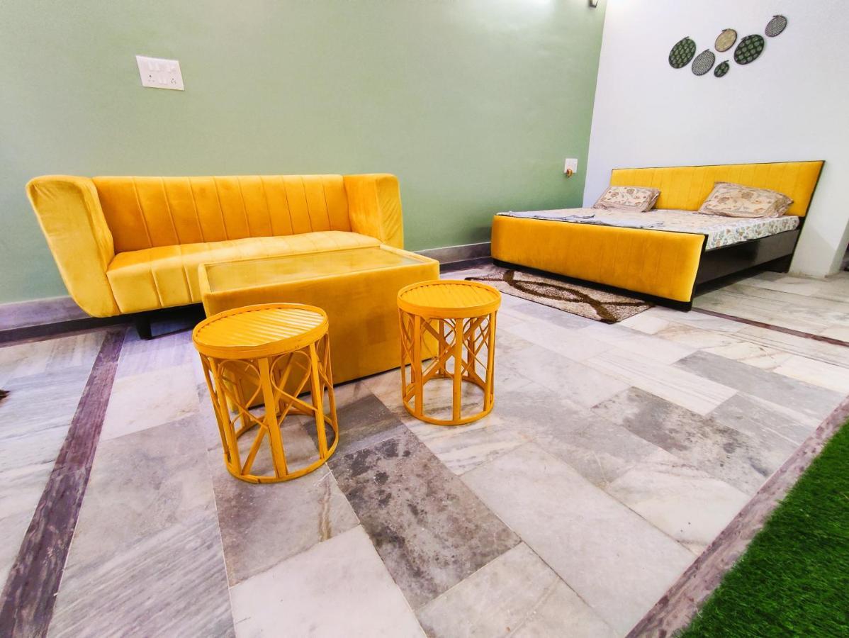 Yellow Homestay - Modern 2Bhk Ac Stay Jabalpur Exteriér fotografie